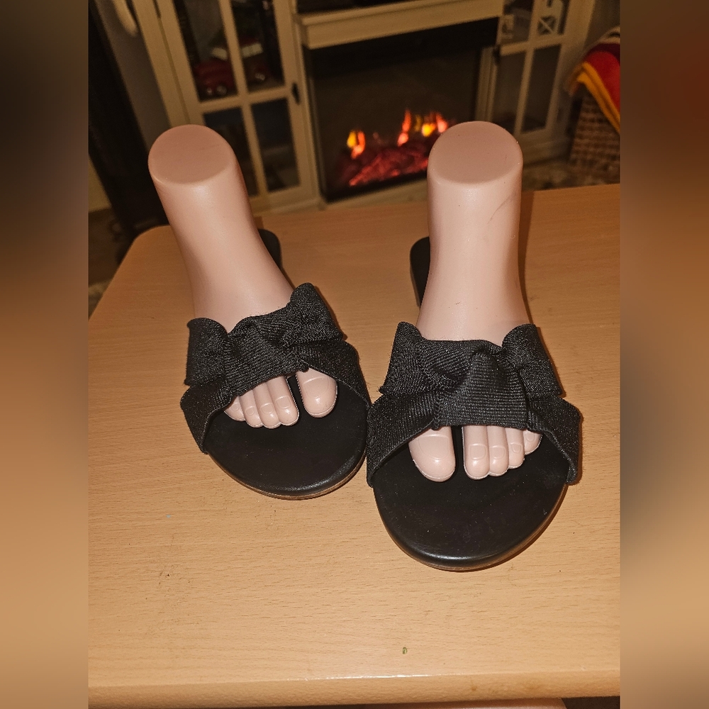 ROTHY'S 'The Knot Flat' Black Hard Sole Flats/Slides 8.5 SUPER Pre-owned!